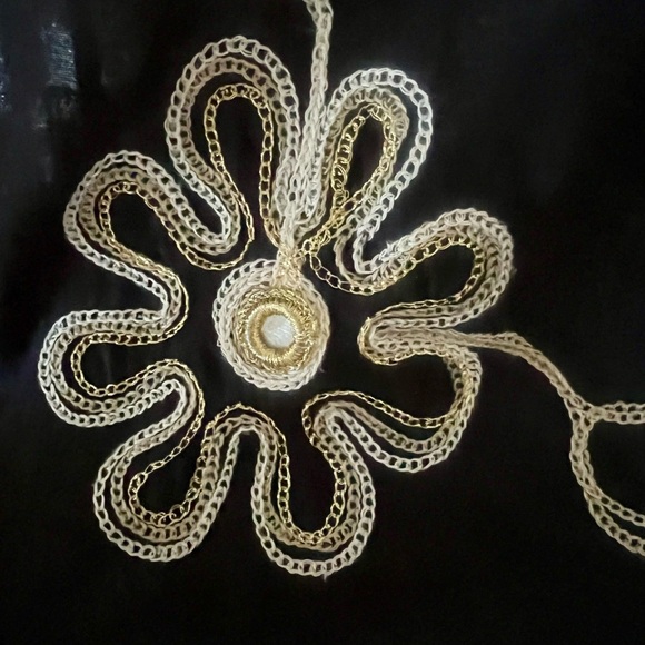 One-of-a-kind Scoop NYC black and gold dress - Picture 2 of 4